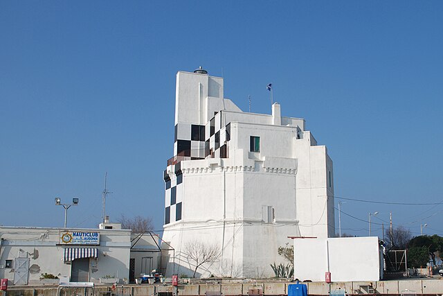 Torre San Giovanni - Porto Turistico